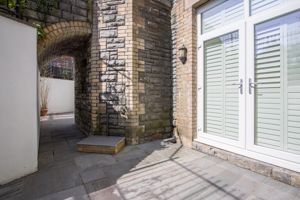 Photo 6- click for photo gallery